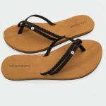 Z0ZR081032 Black Women Thrills II Sandal Volcom Footwear
