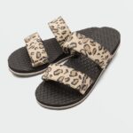 Z0ZR081042 Leopard Women Eco Recliner Slide Sandals Volcom Footwear