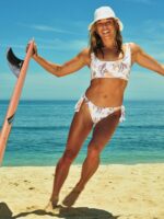 Z0ZR081052 White Women Coco Scoop Bikini Top Volcom Clothing - Image 5