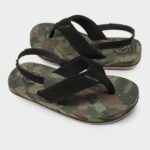 Z0ZR081316 Dark Camo Boys Victor Sandals Volcom Footwear