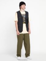 Z0ZR08196 Black Men Skate Vitals Alec Majerus Vest Volcom Clothing - Image 8