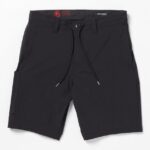 Z0ZR08222 Black Men Surf Vitals Balaram Stack Hybrid Shorts Volcom Clothing