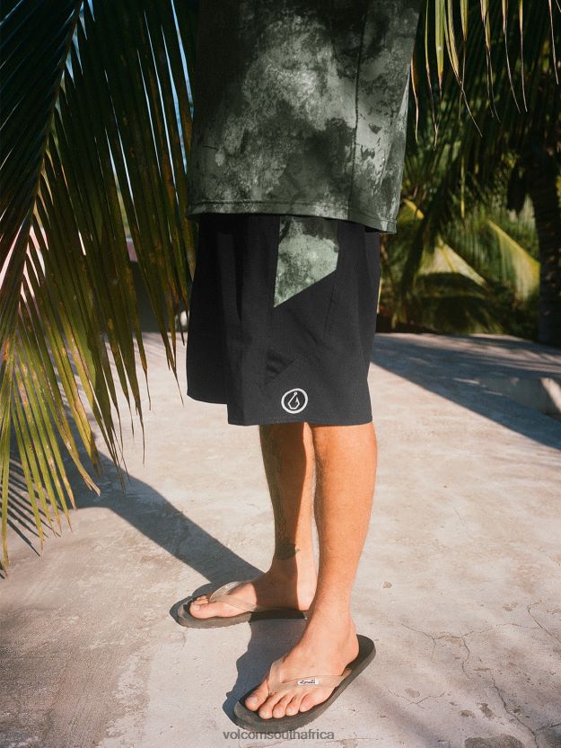 z0zr08266_black_men_surf_vitals_balaram_stack_mod_trunks_volcom_clothing.jpg Z0ZR08266 Black Men Surf Vitals Balaram Stack Mod Trunks Volcom Clothing - Image 1