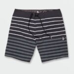 Z0ZR08273 Black Men Quarta Static Mod-Tech Trunks Volcom Clothing