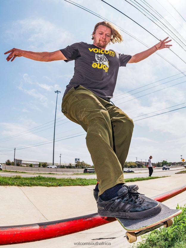 z0zr08314_winter_moss_men_skate_vitals_alec_majerus_pants_volcom_clothing.jpg Z0ZR08314 Winter Moss Men Skate Vitals Alec Majerus Pants Volcom Clothing - Image 1