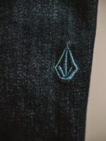 Z0ZR08346 Vintage Blue Men Vorta Denim Pants Volcom Clothing - Image 3