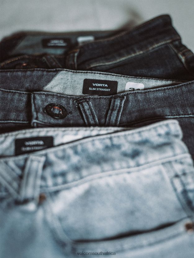 Z0ZR08346 Vintage Blue Men Vorta Denim Pants Volcom Clothing - Image 4