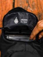 Z0ZR08415 Black Men Skate Vitals Alec Majerus Hydro Pack Volcom Accessories - Image 11