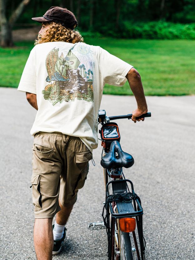 Z0ZR084 Off White Men Skate Vitals Wizard Short Sleeve Tee Volcom Clothing - Image 6