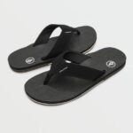 Z0ZR08580 Black Men Victor Sandals Volcom Footwear
