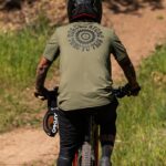 Z0ZR08652 Military Men Faulter Short Sleeve Shirt Volcom Clothing