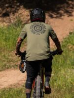 Z0ZR08652 Military Men Faulter Short Sleeve Shirt Volcom Clothing