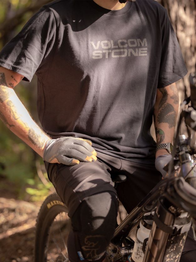 z0zr0876_black_men_euroslash_tech_short_sleeve_tee_volcom_clothing.jpg Z0ZR0876 Black Men Euroslash Tech Short Sleeve Tee Volcom Clothing - Image 1
