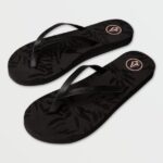 Z0ZR08985 Black Out Women Color Me Spring Sandal Volcom Footwear